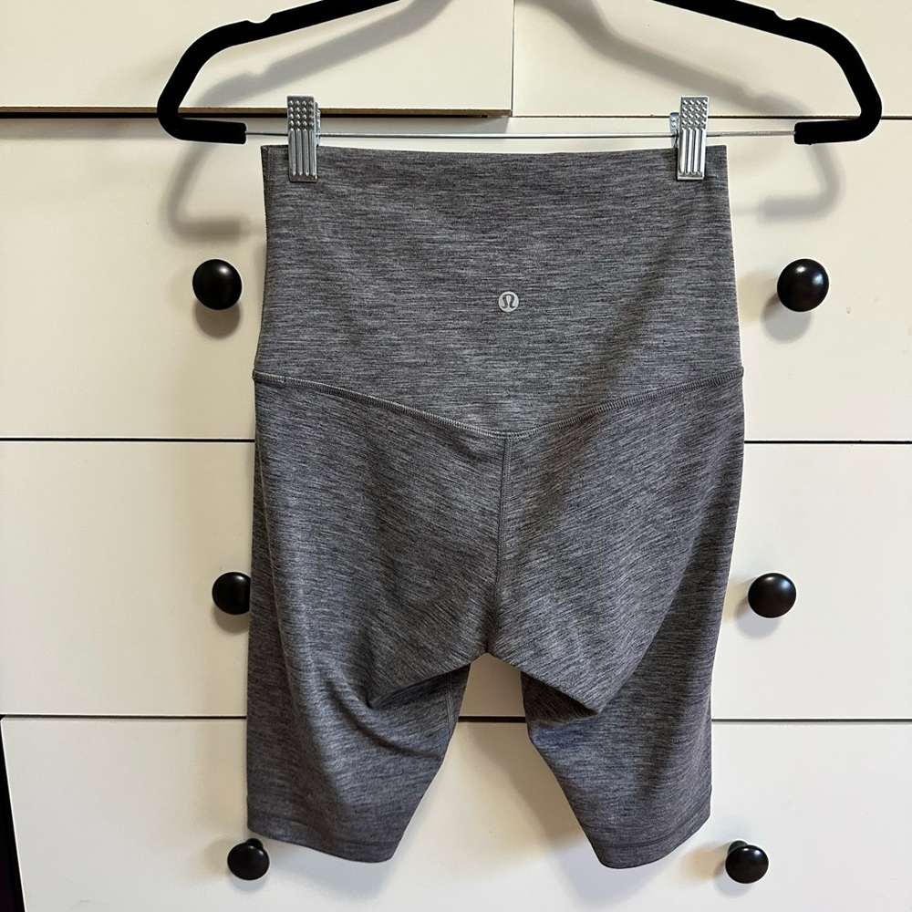 Lululemon Align 10” Biker Short - Picture 2 of 4